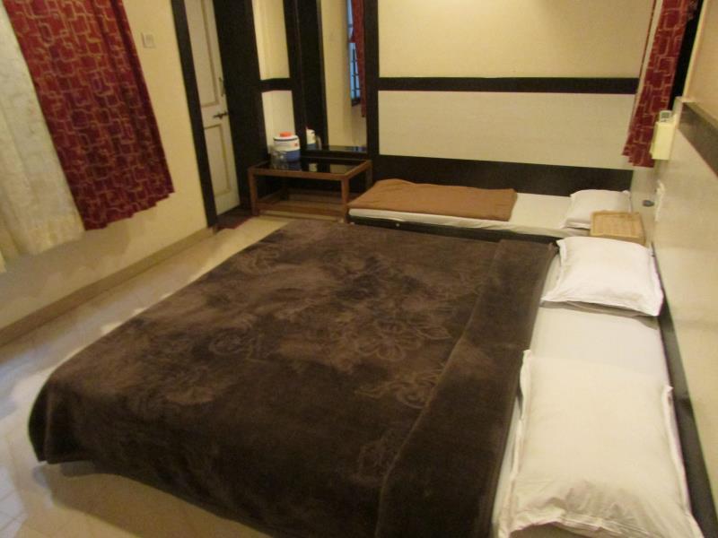 Hotel Laxmi Palace Shirdi Eksteriør bilde